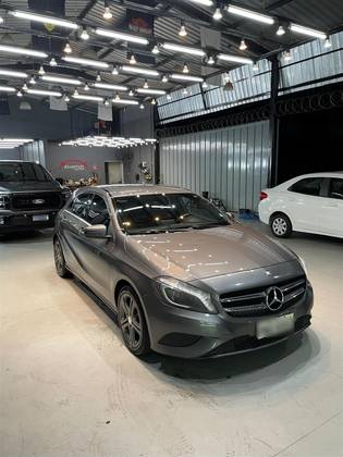 MERCEDES-BENZ A 200 1.6 TURBO 16V GASOLINA 4P AUTOMÁTICO